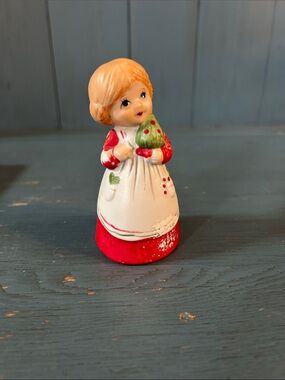 JASCO Vintage 1978 Merri Bells -Ceramic Holiday Girl Figurine in Red & White